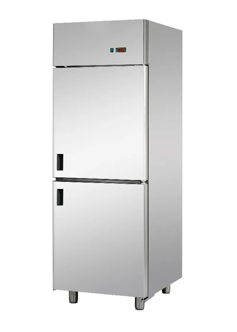 Вертикальный морозильный шкаф с двумя дверями модель GN 650-2K-BT-V – 72×80×205 см